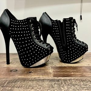 Beautiful booties!!!